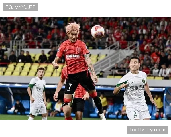 布拉加豪取联赛连胜,强势表现引球迷热议 布拉加豪取联赛连胜,强势表现引球迷热议