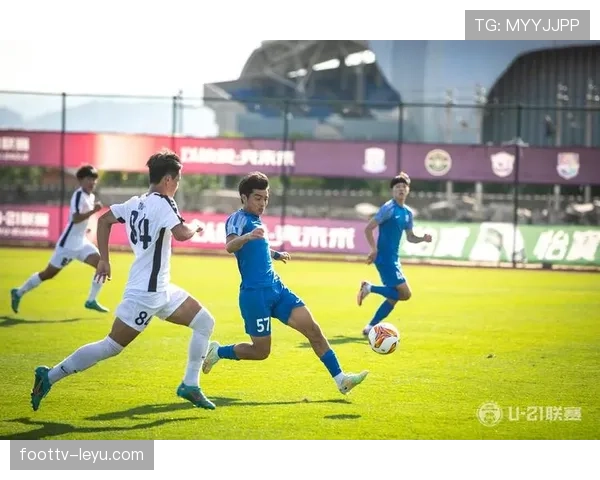 上海申花青训体系再创佳绩，稳健发展引期待新星涌现