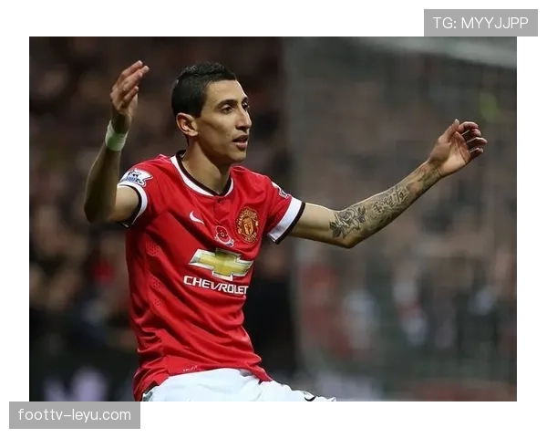 从内部分裂到外部迷失,曼联究竟该如何走出这场战术与阵容的双重危机?