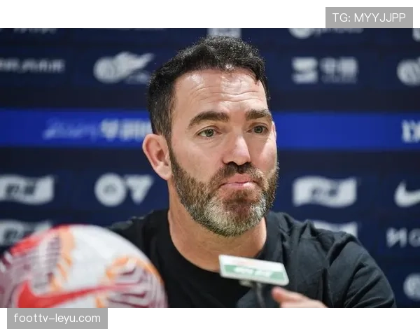 苏亚雷斯训练完回家直接睡车库，就为了省那点空调钱？