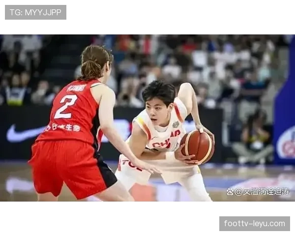 杨舒予连买咖啡都豪横，这生活跟我们差多远？